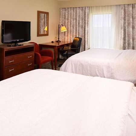 Hampton Inn By Hilton Litchfield Esterno foto