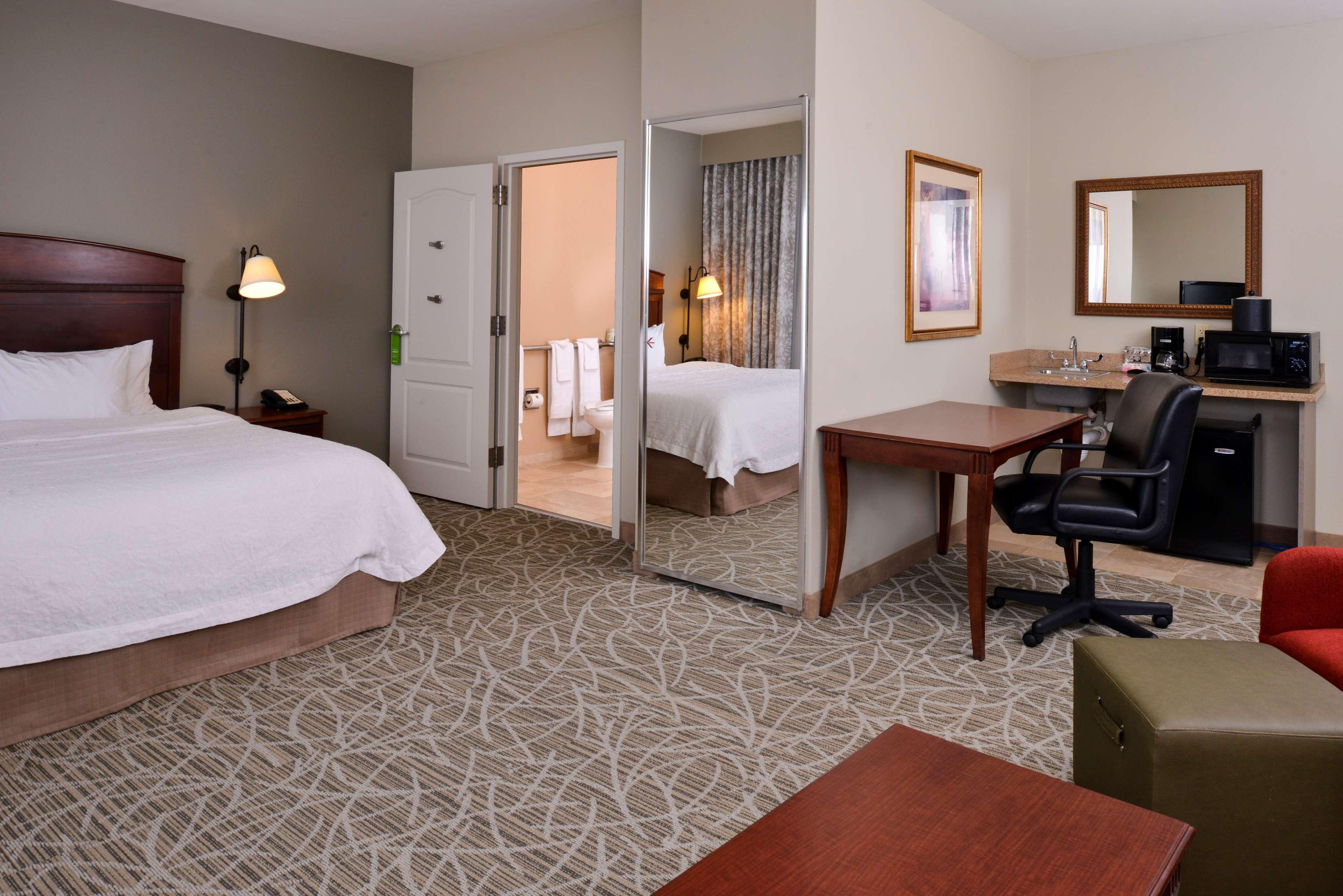 Hampton Inn By Hilton Litchfield Esterno foto