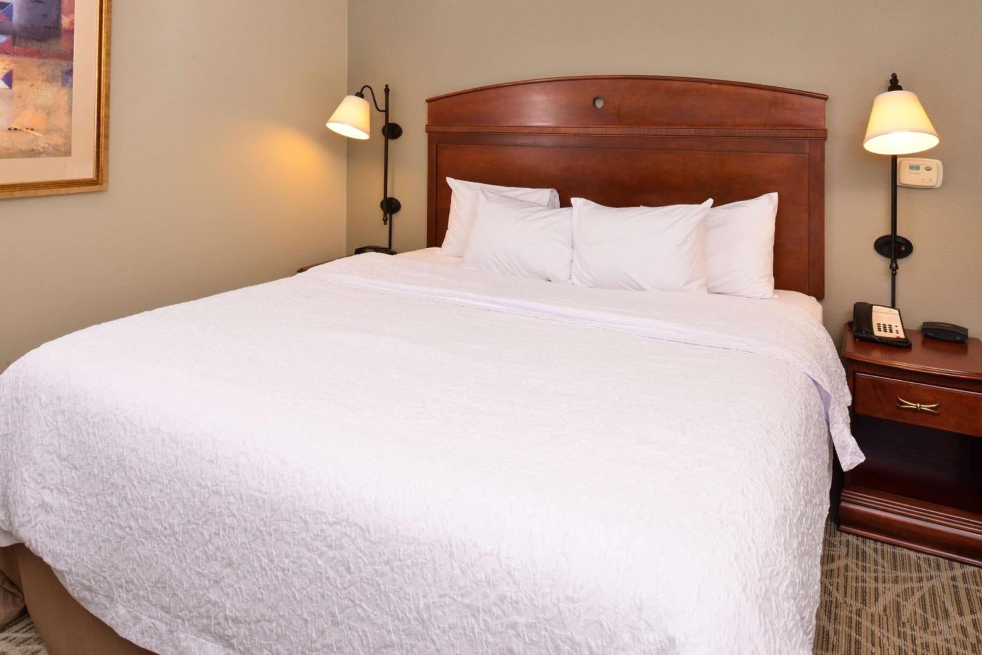 Hampton Inn By Hilton Litchfield Esterno foto