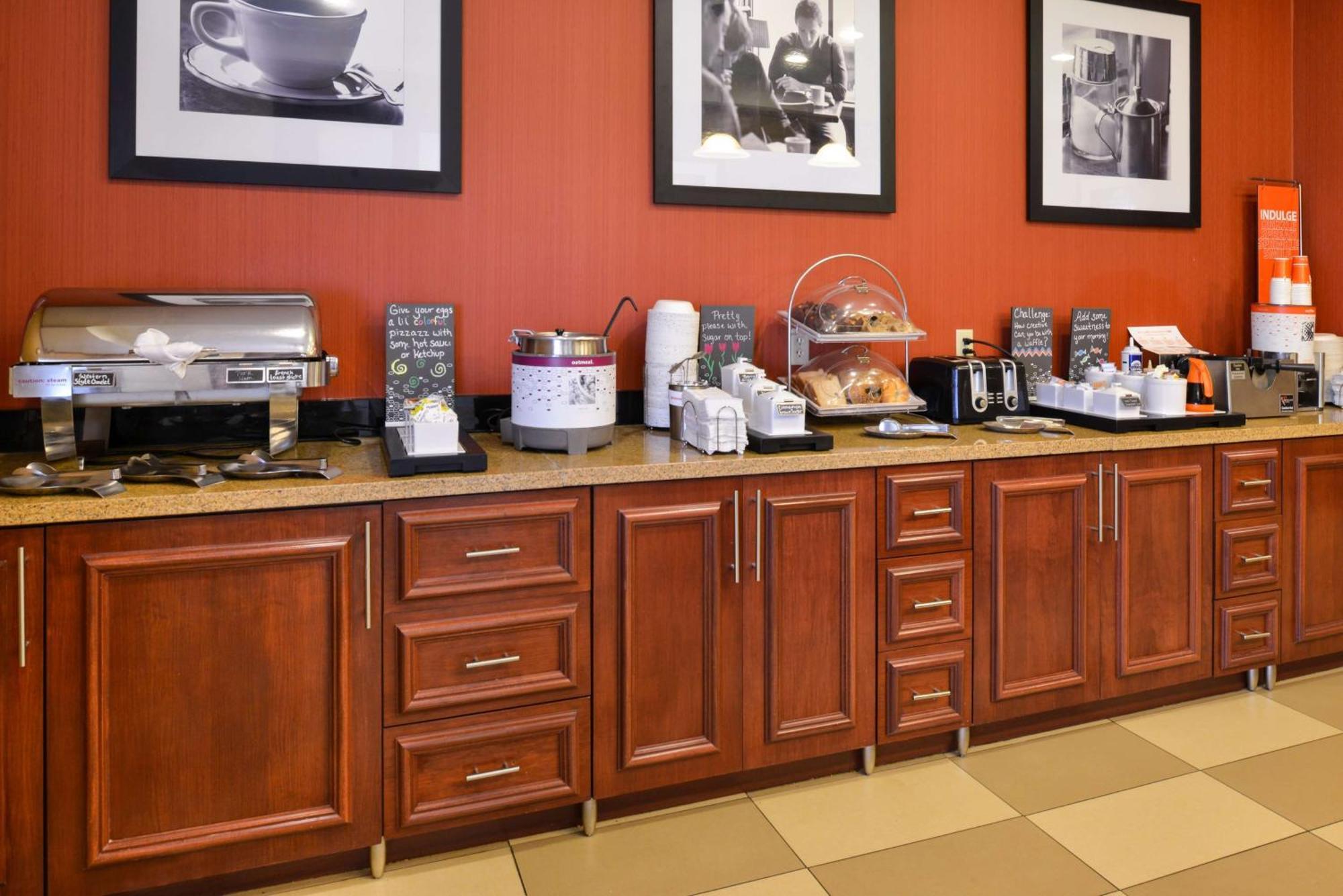 Hampton Inn By Hilton Litchfield Esterno foto