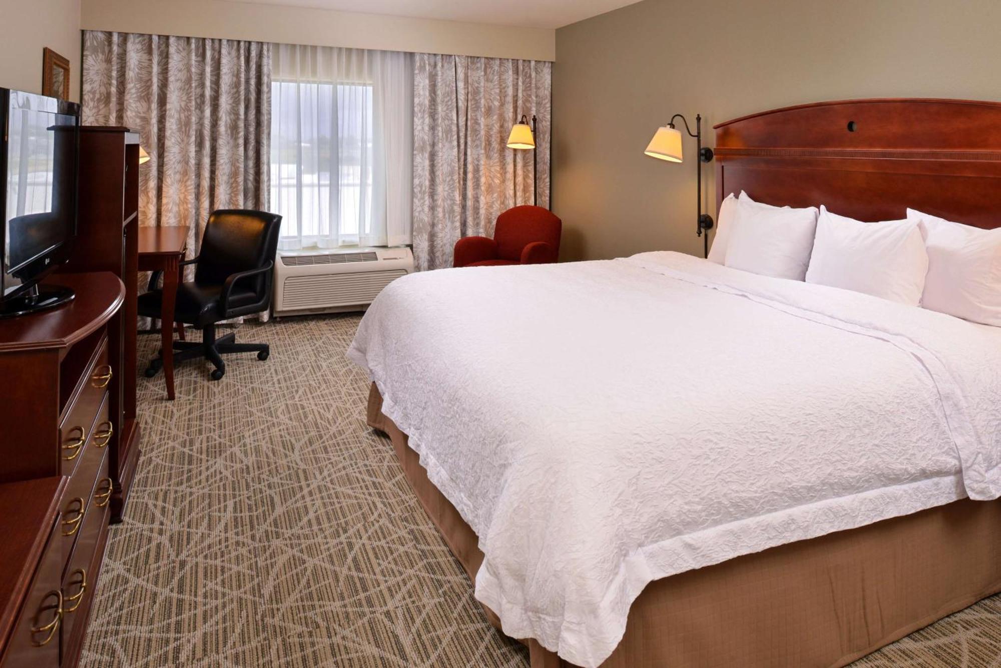 Hampton Inn By Hilton Litchfield Esterno foto
