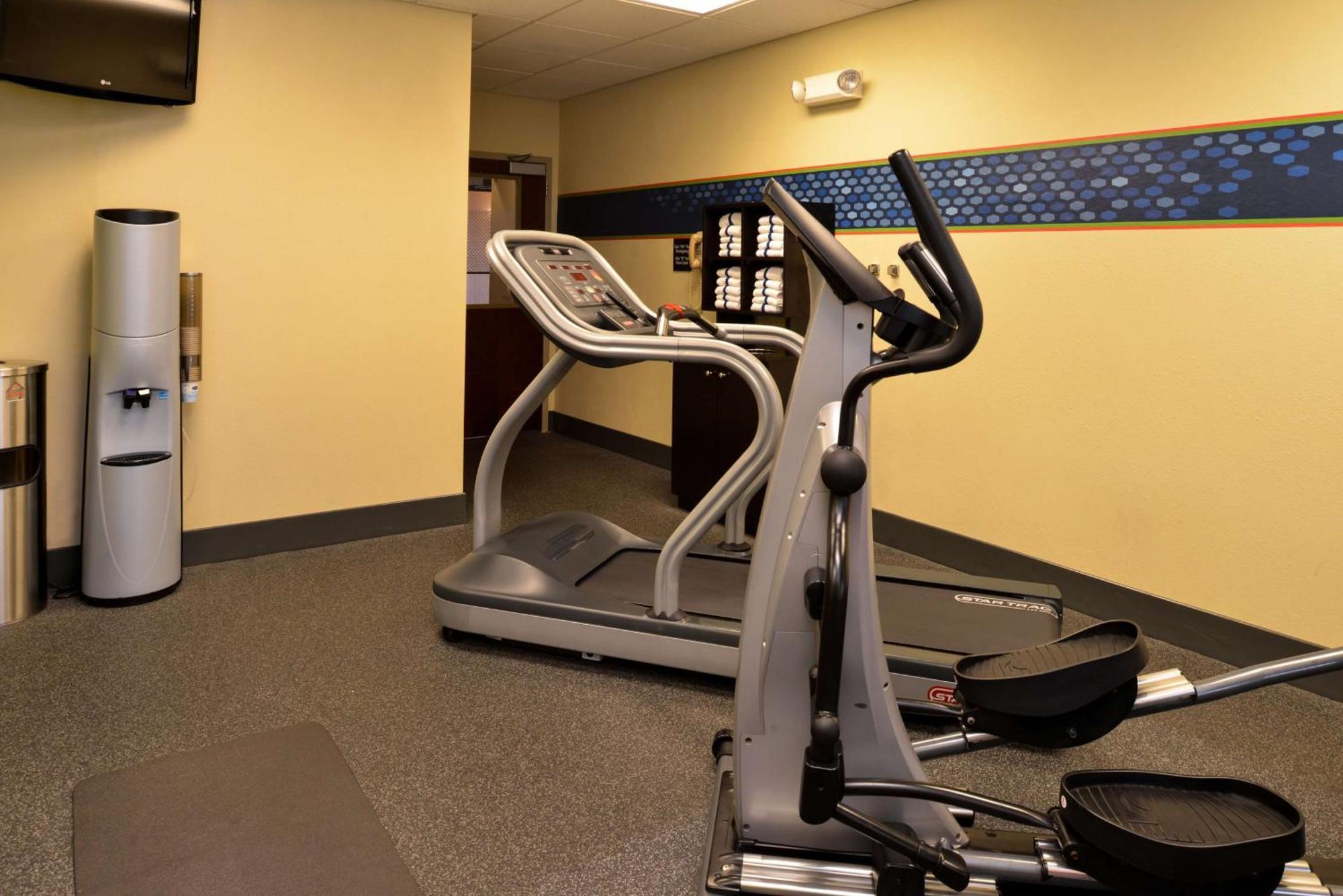 Hampton Inn By Hilton Litchfield Esterno foto