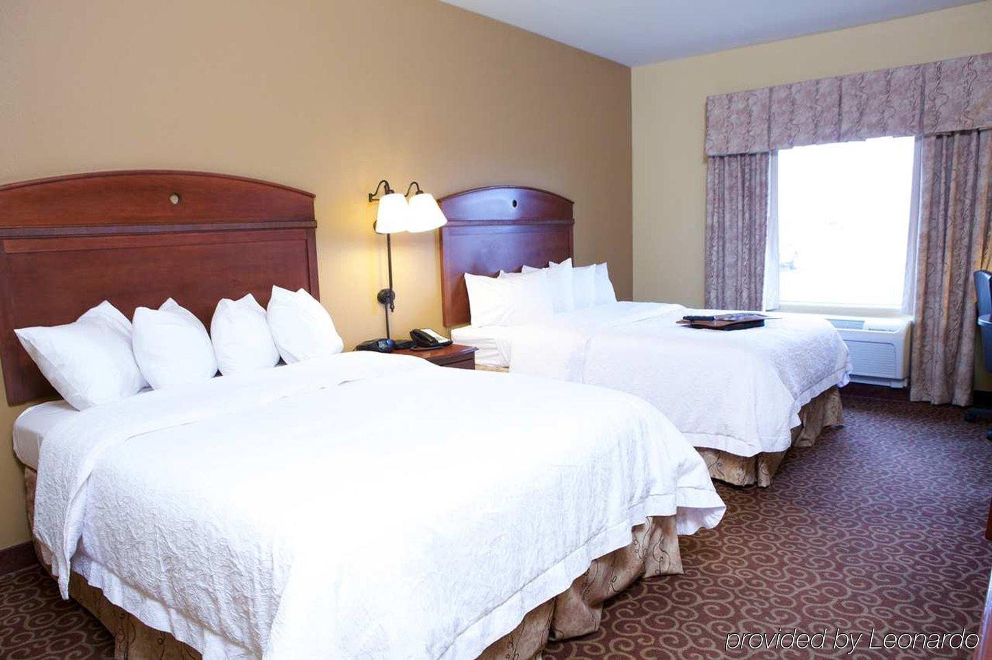 Hampton Inn By Hilton Litchfield Esterno foto